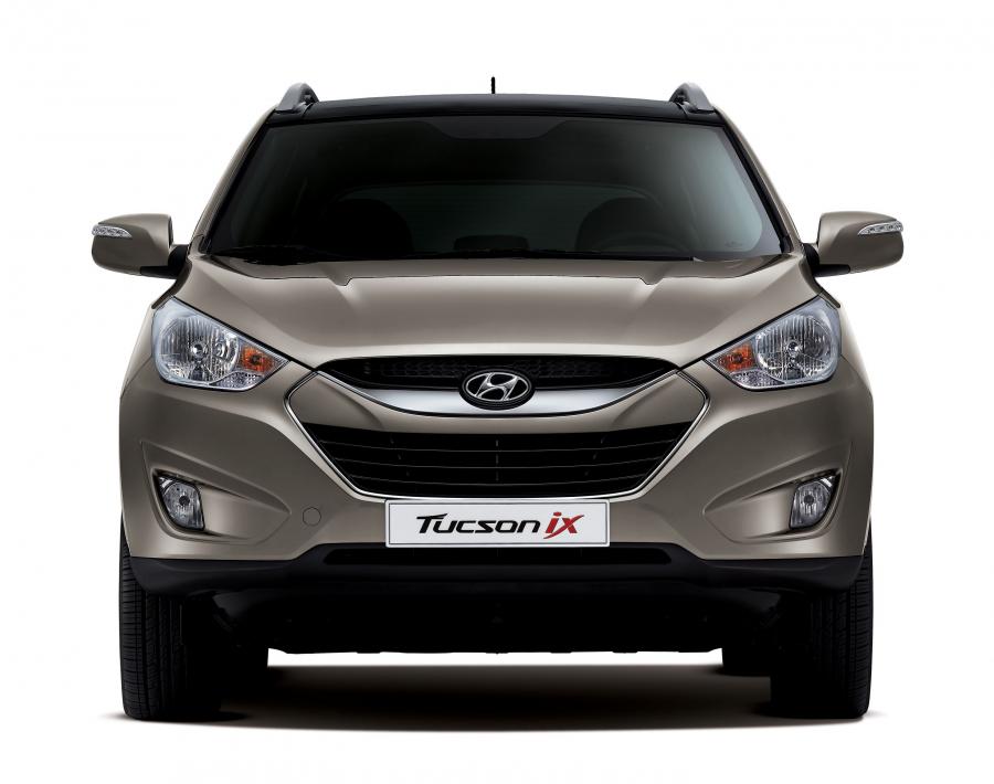  Hyundai Tucson ix 2009 года  (фото 8 из 12)